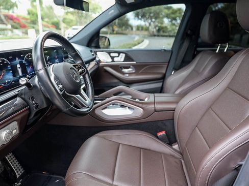 Used 2022 Mercedes-Benz GLS 450 4MATIC image 23