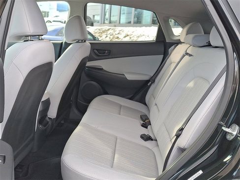 Used 2023 Hyundai Kona SEL image 11