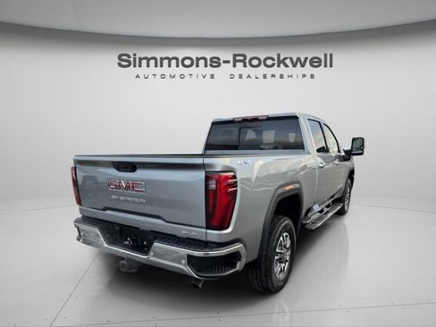 New 2026 GMC Sierra 2500 SLT w/ SLT Premium Package image 7
