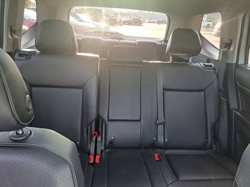 Used 2018 Volkswagen Atlas SEL w/ R-Line Package AWD/4WD image 34