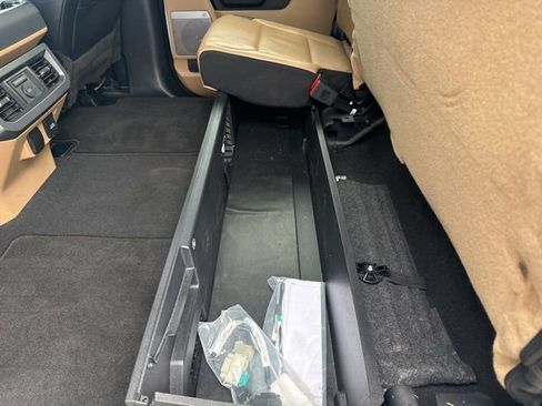 Used 2023 Ford F350 Lariat w/ Lariat Ultimate Package AWD/4WD image 14