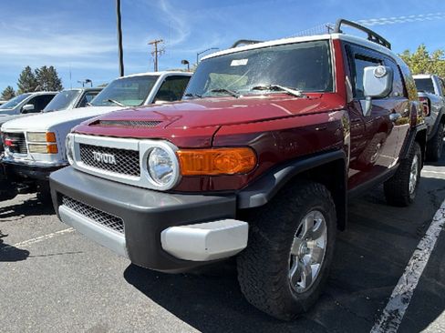Used 2010 Toyota FJ Cruiser 4WD image 4