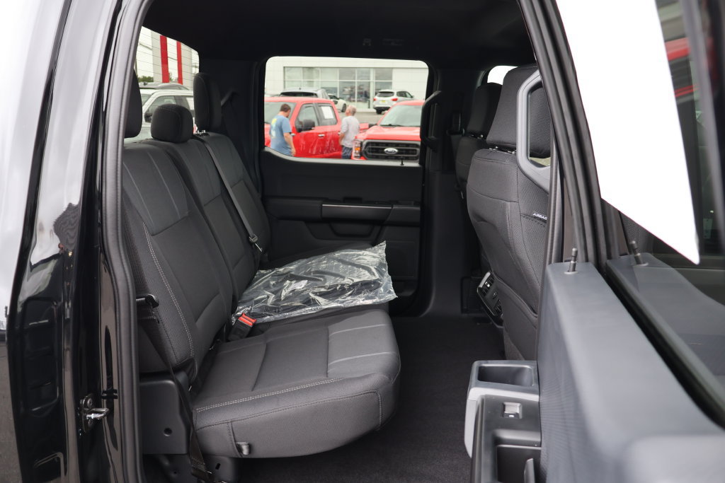 New 2026 Ford F150 STX w/ F-150 LOBO Package AWD/4WD image 24