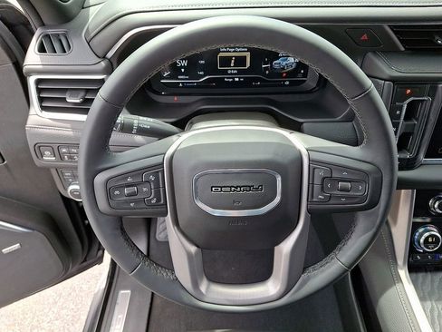 Used 2024 GMC Yukon XL Denali w/ LPO, Floor Liner Package AWD/4WD image 18