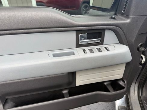 Used 2013 Ford F150 XLT w/ XLT Chrome Pkg AWD/4WD image 8