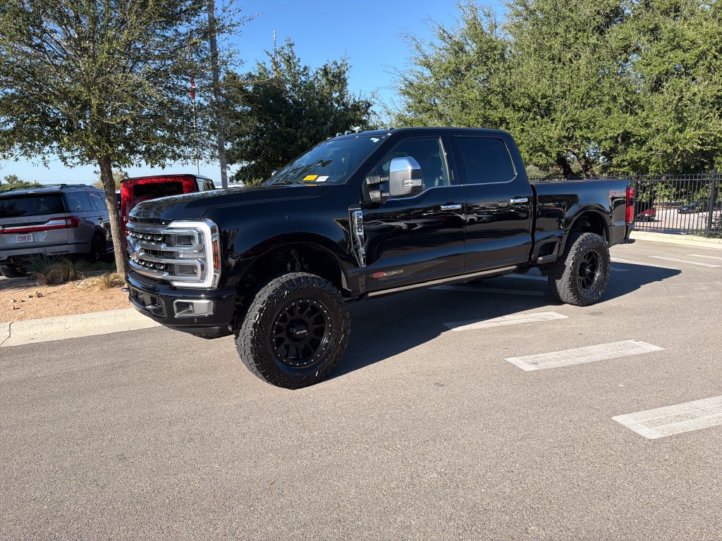 Used 2024 Ford F250 Platinum AWD/4WD image 3