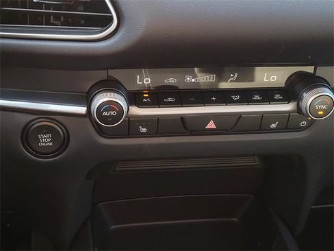 New 2026 MAZDA CX-30 AWD 2.5 S w/ Select Sport Pkg image 18