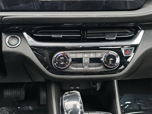 New 2026 Buick Envista Sport Touring image 20