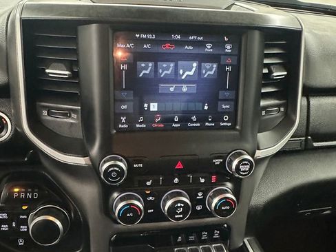 Used 2020 RAM 1500 Big Horn AWD/4WD image 19