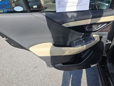 Used 2023 Subaru Outback Limited image 14
