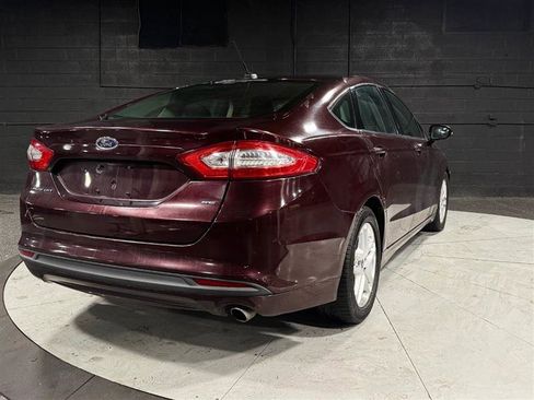 Used 2013 Ford Fusion SE image 5