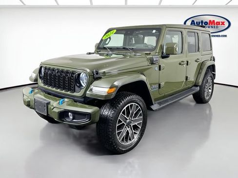 Used 2024 Jeep Wrangler High Altitude AWD/4WD image 3