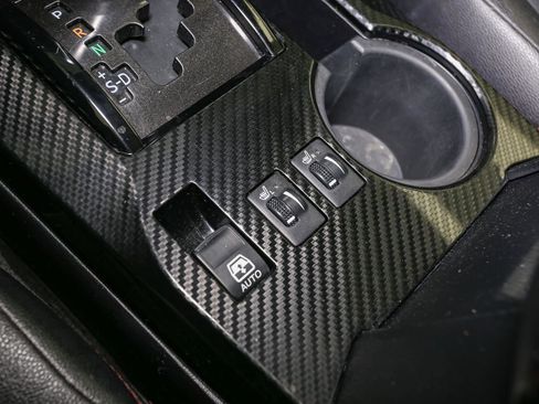 Used 2017 Toyota 4Runner TRD Off-Road Premium image 31