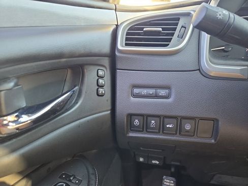 Used 2022 Nissan Murano SL w/ SL Moonroof Package image 23