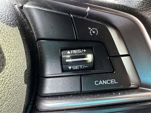 Used 2023 Subaru Crosstrek 2.0i Premium image 27