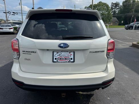 Used 2018 Subaru Forester 2.5i Premium w/ All-Weather Package image 6