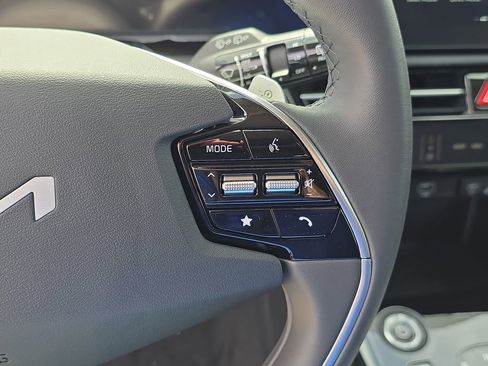 New 2026 Kia Niro Wind FWD image 31