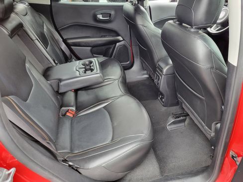 Used 2021 Jeep Compass Limited AWD/4WD image 18
