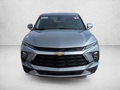 Used 2024 Chevrolet Blazer LT w/ Driver Confidence Package FWD image 2