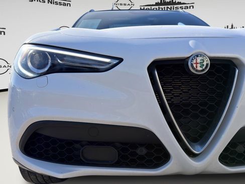 Used 2023 Alfa Romeo Stelvio Ti AWD/4WD image 23