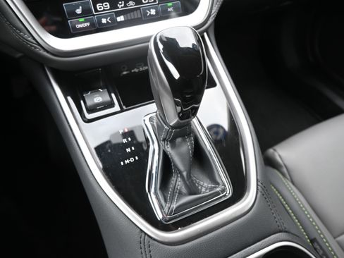 Certified 2025 Subaru Outback Onyx Edition image 26