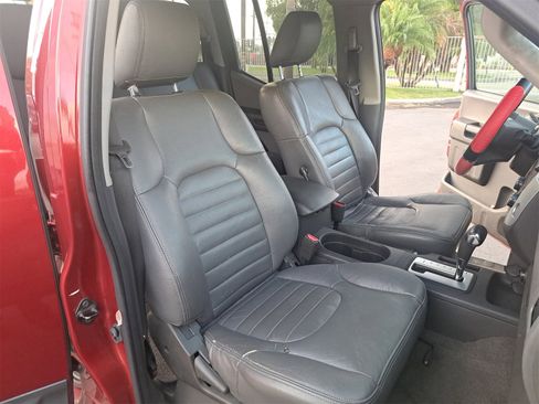 Used 2015 Nissan Xterra S w/ Value Package image 10