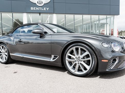 Used 2020 Bentley Continental GT AWD/4WD image 18
