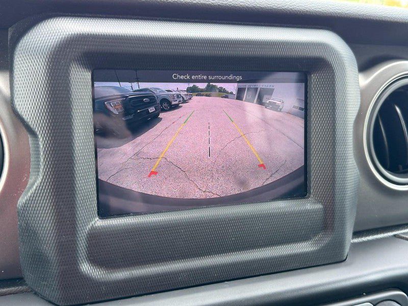 Used 2022 Jeep Wrangler Unlimited Sport AWD/4WD image 21