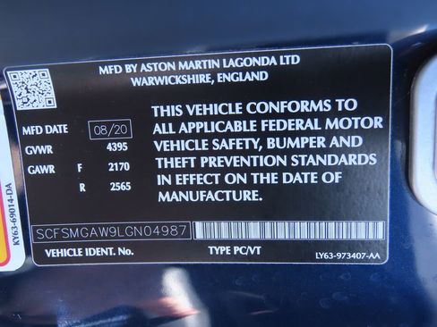 Used 2020 Aston Martin V8 Vantage Coupe image 21