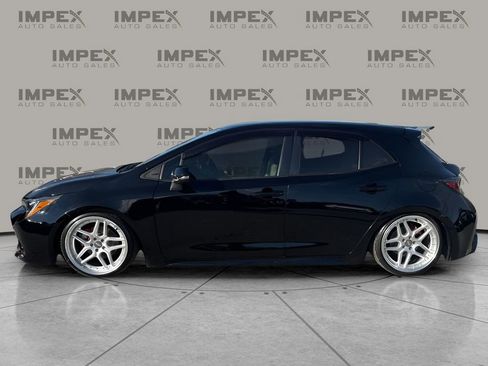 Used 2021 Toyota Corolla XSE image 2