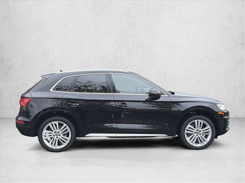 Used 2020 Audi Q5 2.0T Premium Plus w/ Premium Plus Package AWD/4WD image 4