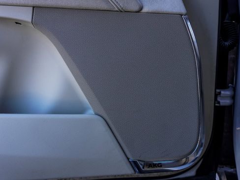 Used 2021 Cadillac Escalade Sport Platinum image 23