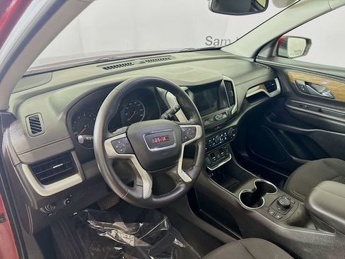 Used 2018 GMC Terrain SLE w/ Driver Convenience Package image 9