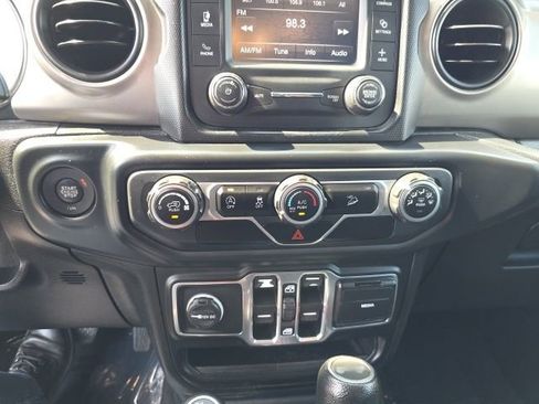 Used 2020 Jeep Wrangler Unlimited Sport S AWD/4WD image 24