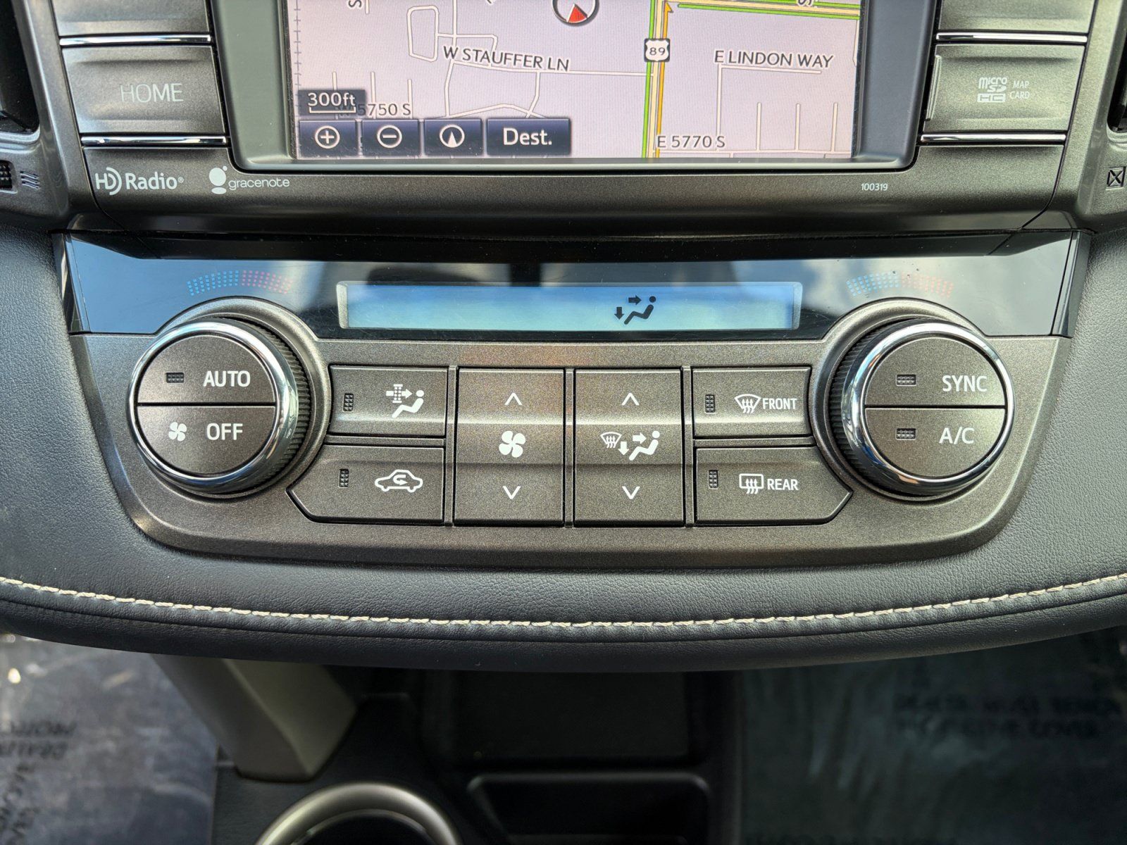 Used 2015 Toyota RAV4 XLE AWD/4WD image 22