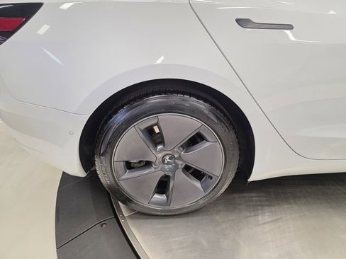 Used 2022 Tesla Model 3 image 44