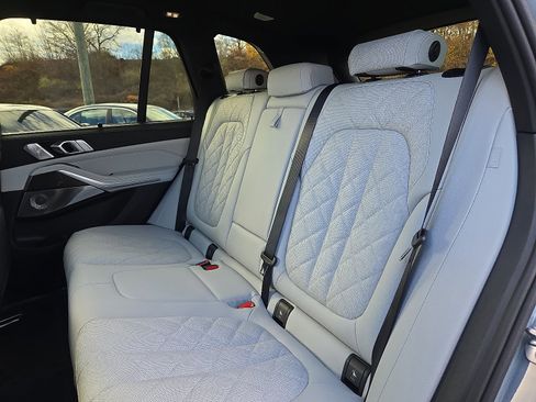 New 2026 BMW X5 M60i w/ Executive Package image 5