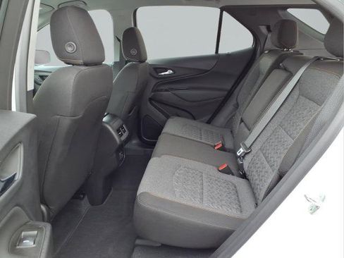 Used 2024 Chevrolet Equinox LT image 21