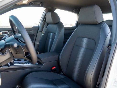 Used 2024 Honda Civic Sport image 14