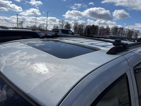 Used 2007 Jeep Grand Cherokee Laredo w/ Sun/Sound Group image 3