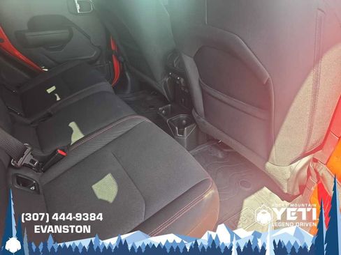 Used 2023 Jeep Gladiator Rubicon w/ Cold Weather Group AWD/4WD image 14