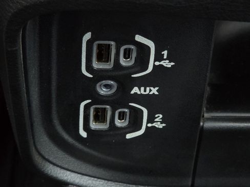 Used 2024 RAM 2500 Tradesman AWD/4WD image 23