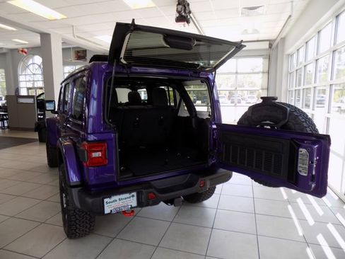 New 2026 Jeep Gladiator Sport image 11