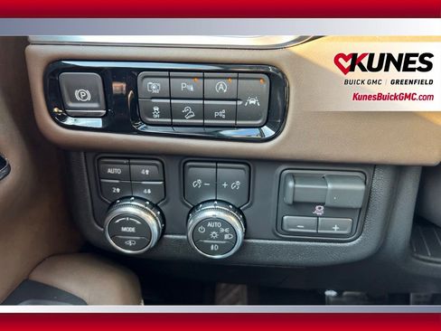 New 2026 GMC Yukon XL Denali Ultimate AWD/4WD image 20