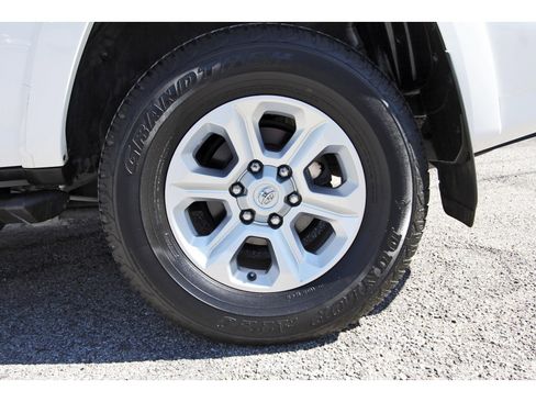 Used 2023 Toyota 4Runner SR5 Premium image 32