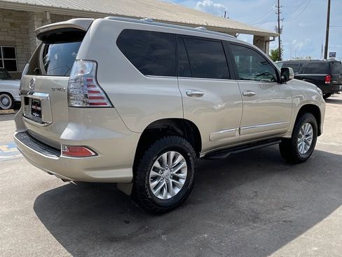 Used 2016 Lexus GX 460 w/ Premium Package AWD/4WD image 5