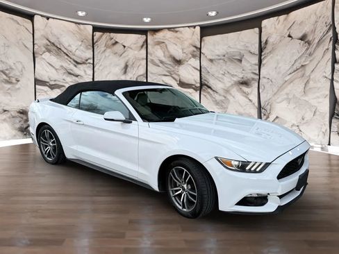 Used 2016 Ford Mustang Premium image 16
