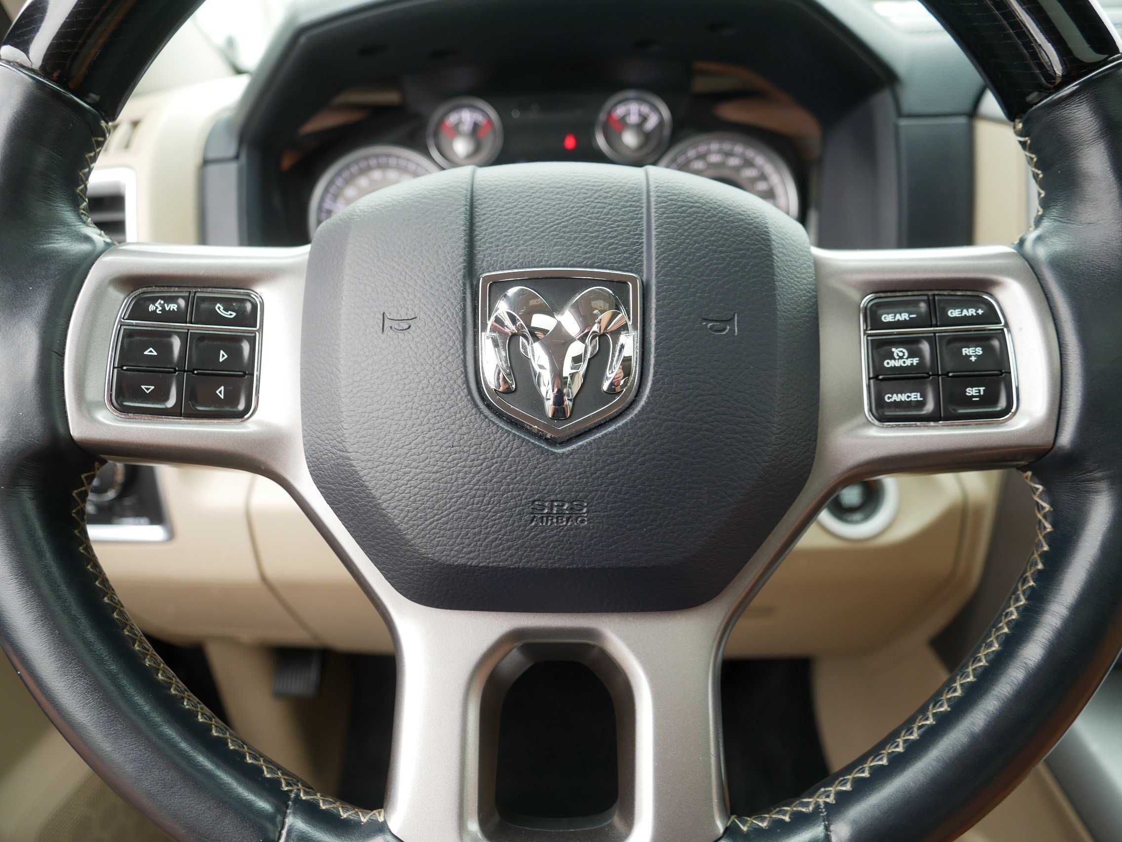 Used 2018 RAM 1500 Limited AWD/4WD image 25