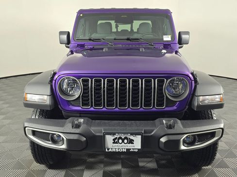 New 2026 Jeep Gladiator Sport image 9