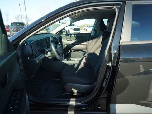 Used 2024 Hyundai Kona SEL image 12